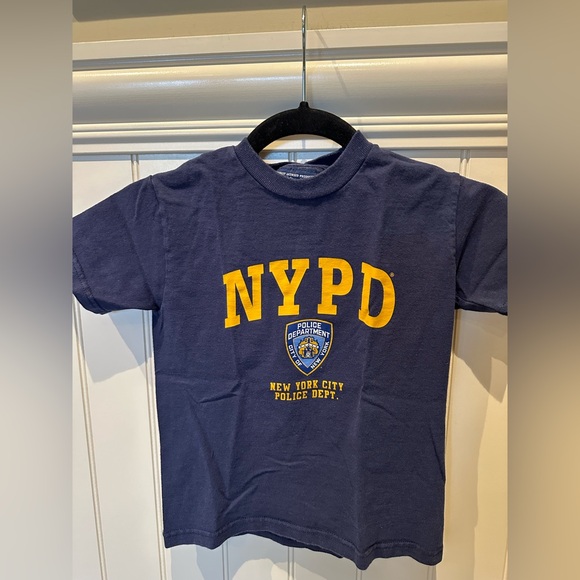 CITY OF NEW YORK Other - CITY OF NEW YORK Boys Size Small Navy & NYPD Yellow Short Sleeve Tee Shi…